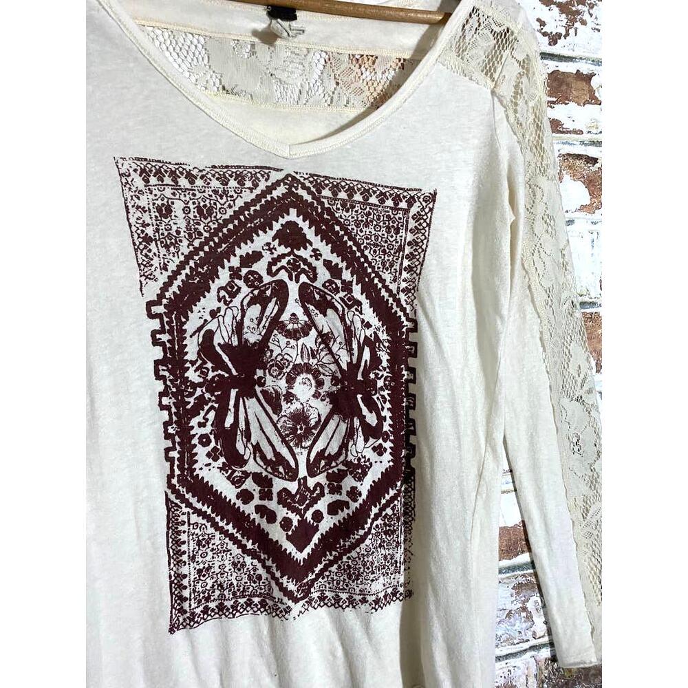Free People We The Free Butterfly Graphic Print Pure Cotton Lace 3/4 Sleeve Tee - Picture 4 of 7